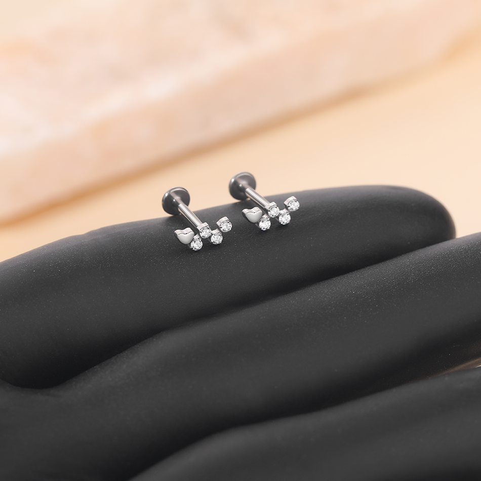 1Pc Titanium Flower Zircon Lab - огляд і ціна Body Jewelry Flat Back
