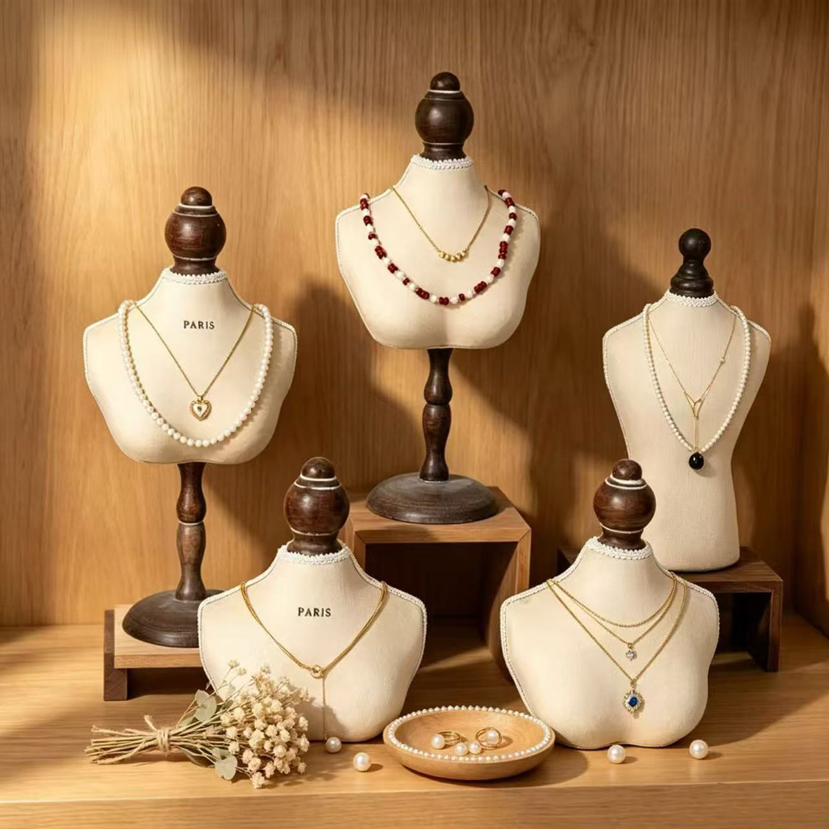 Vintage Wood Necklace Display  - огляд і ціна Body Jewelry Holder