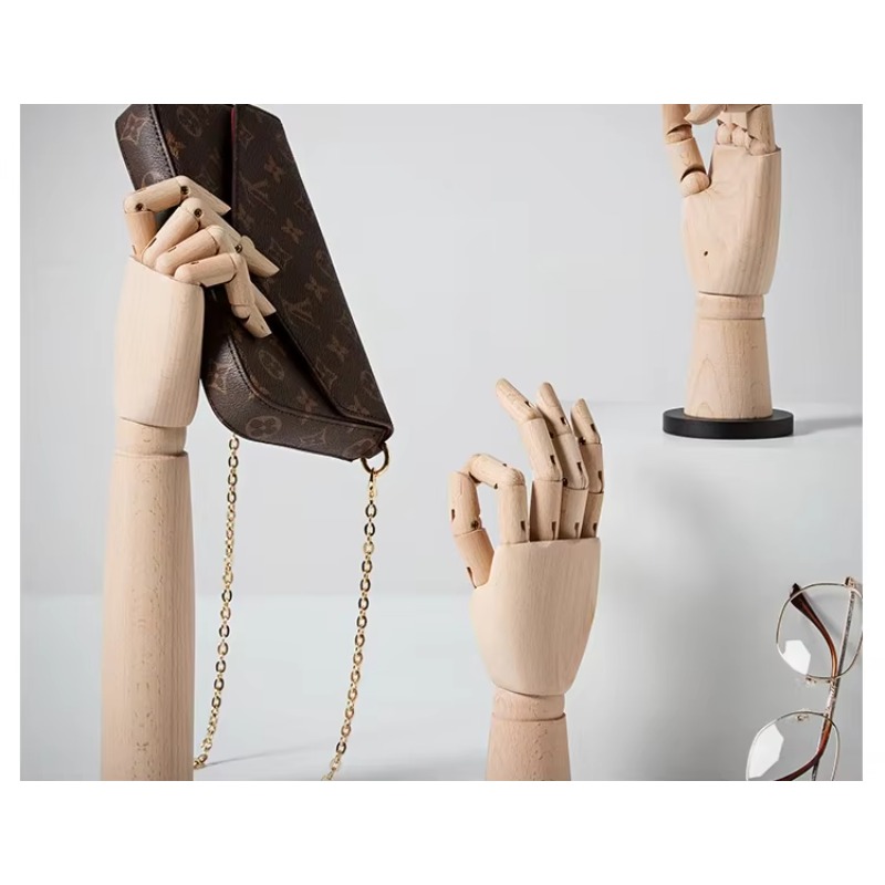 Solid Wood Hand Mannequin Rack - огляд і ціна Body Jewelry In Store